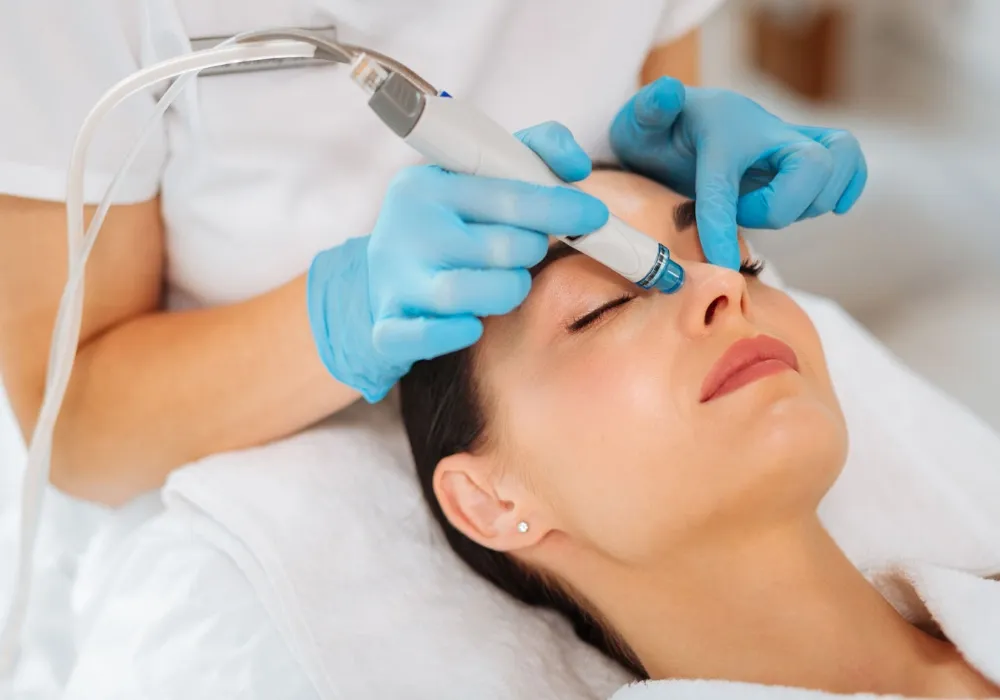 Luxury HydraFacial Clinic in Sector 54, Gurugram