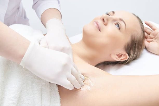 Underarm Whitening Treatment in Gurugram